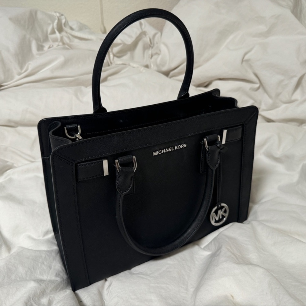 Michael Kors Jet Set Black Tote